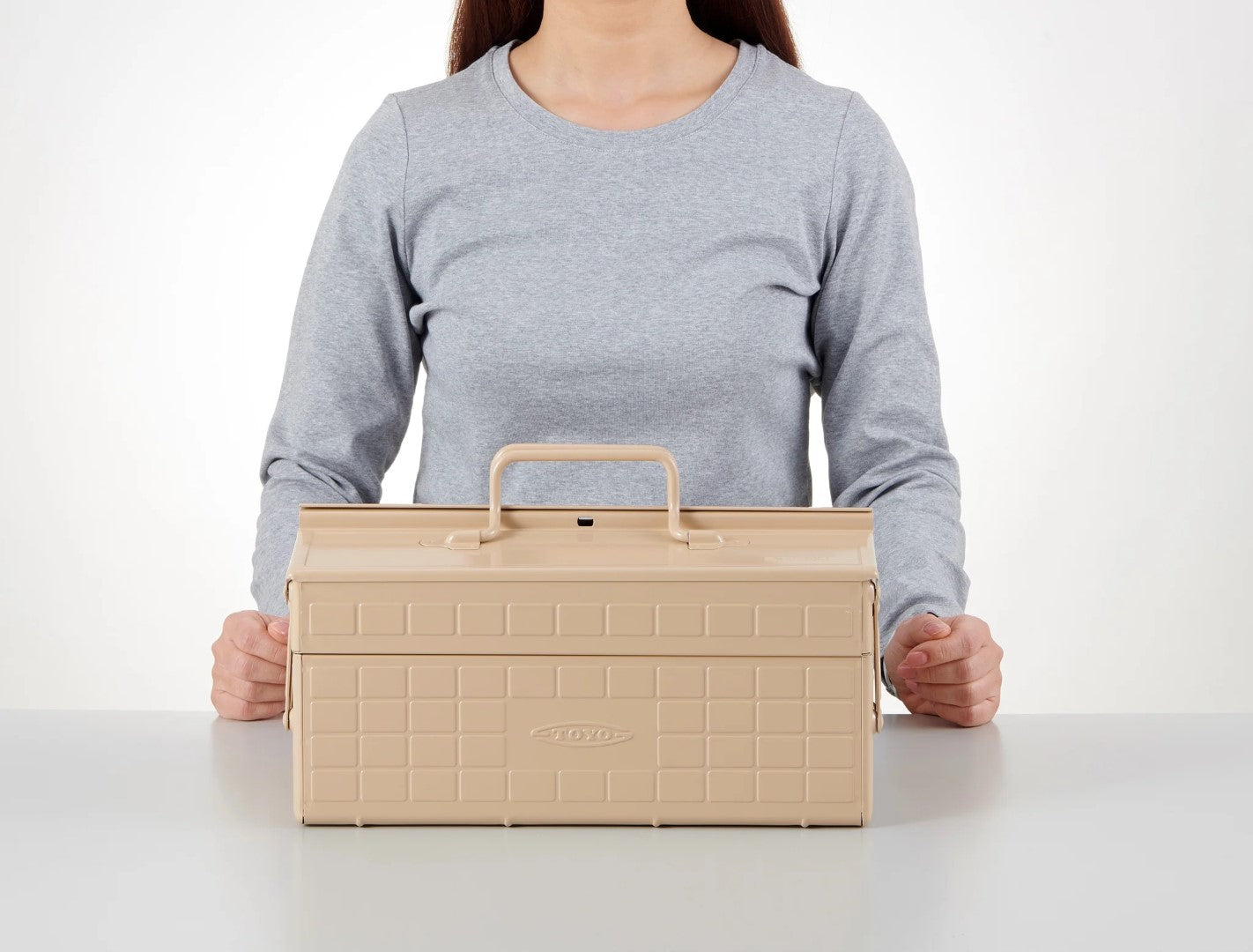 Toyo Steel ST-350BG 2-tier Cantilever Toolbox Beige